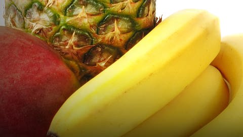 Ananas und Bananen - diese Früchte enthalten von Natur aus Serotonin. Machen sie auch glücklich?