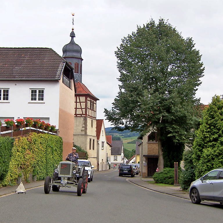 Die Hauptstraße in Katzenbach