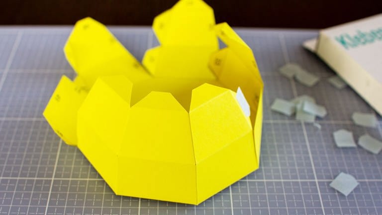 Zitronen aus Papier (Foto: SWR)