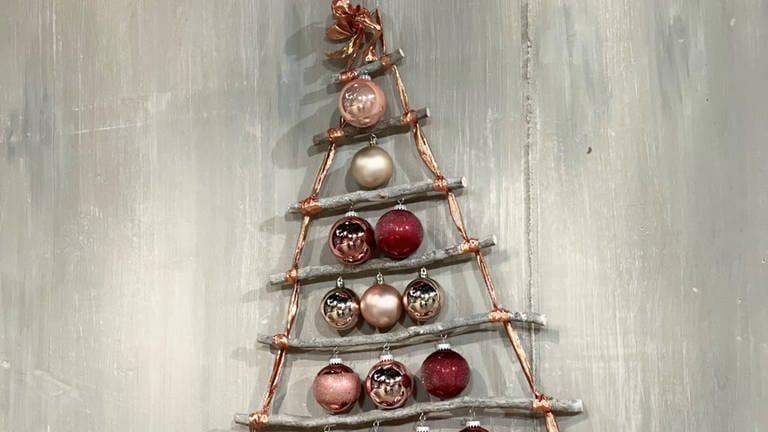 Fertiger Weihnachtsbaum für die Wand (Foto: Privat - Steffi Renk)