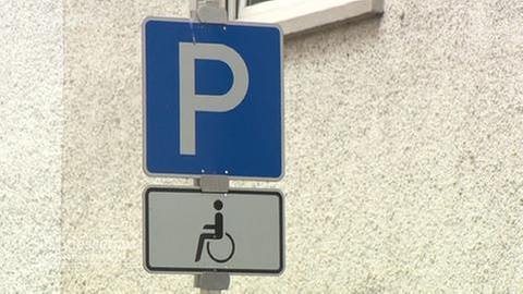 Behindertenparkplatzzeichen (Foto: SWR, SWR -)