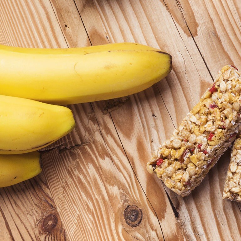 Banane oder Müsliriegel - Was ist der bessere Snack? - Rezepte - ARD ...