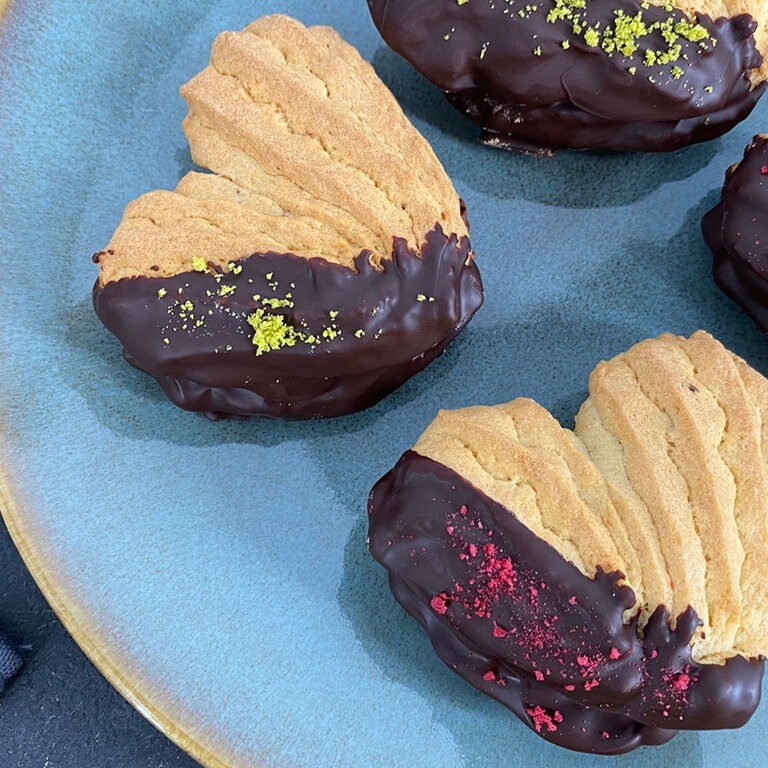 Einfach süß: Flammende Herzen mit Nougatfüllung - Rezepte - ARD-Buffet - TV