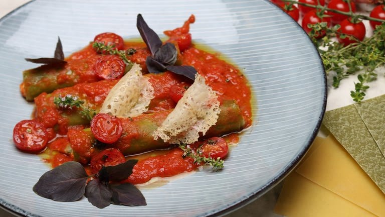 Cannelloni mit Frischkäse, Zucchini und Tomaten (Foto: SWR, SWR -)