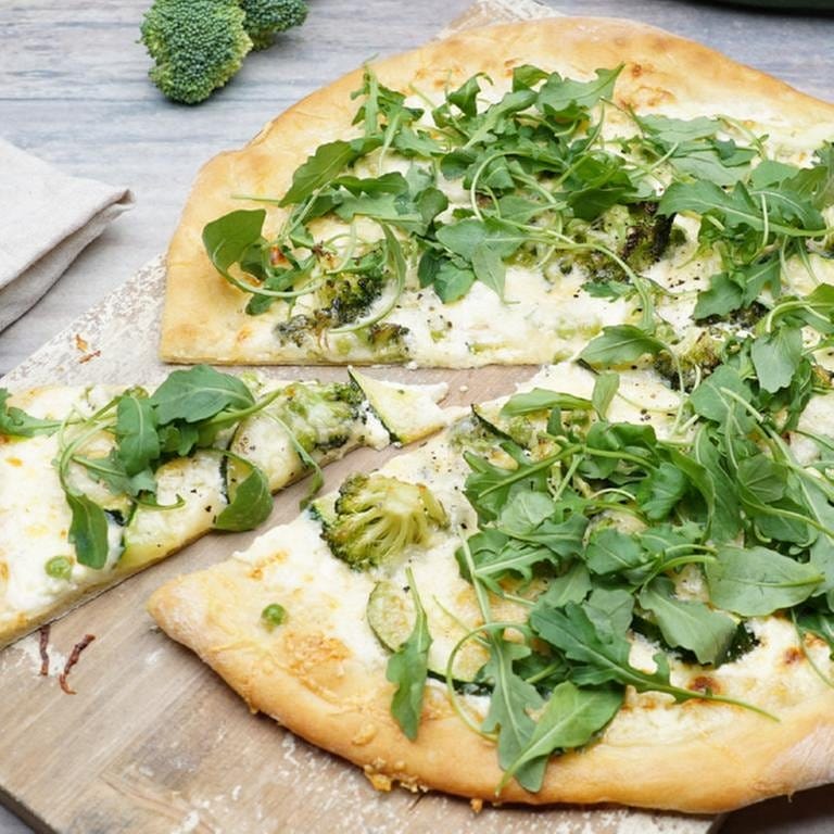 Grüne Gemüsepizza
