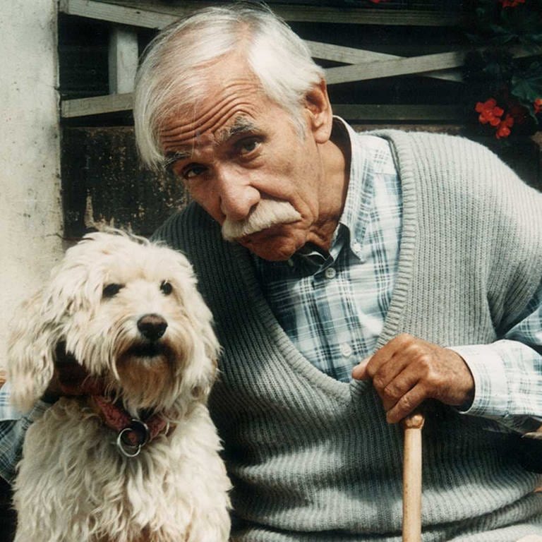 Wilhelm Faller und sein Hund  (Foto: SWR)