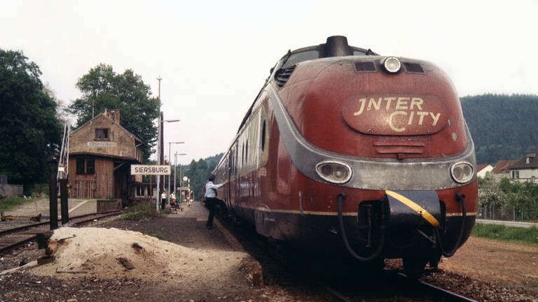 Intercity in Siersburg (Foto: SWR, Hermann Abmayr)