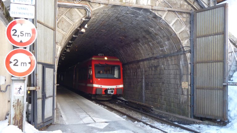Tunnel unterhalb des Montets-Pass (Foto: SWR, Alexander Schweitzer)