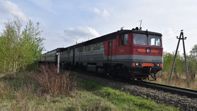 Eine TGM16 auf der letzten Fahrt von Nogliki nach Yuzhno-Sachalinsk. (Foto: SWR, Michael Mattig-Gerlach)