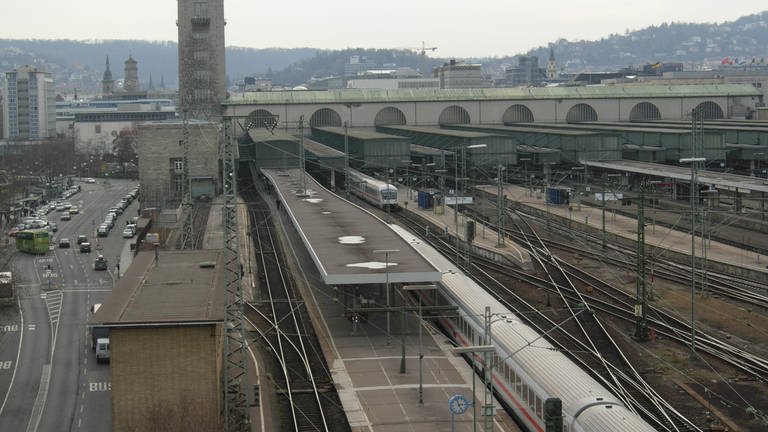 Der Stuttgarter Hauptbahnhof aus Sicht einfahrender Züge (Foto: SWR, Wolfgang Drichelt)