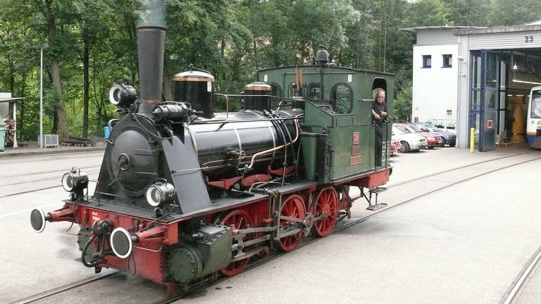 Der Museumszug verkehrt an 14 Sonntagen von Mai bis Oktober zwischen Achern und Ottenhöfen.
