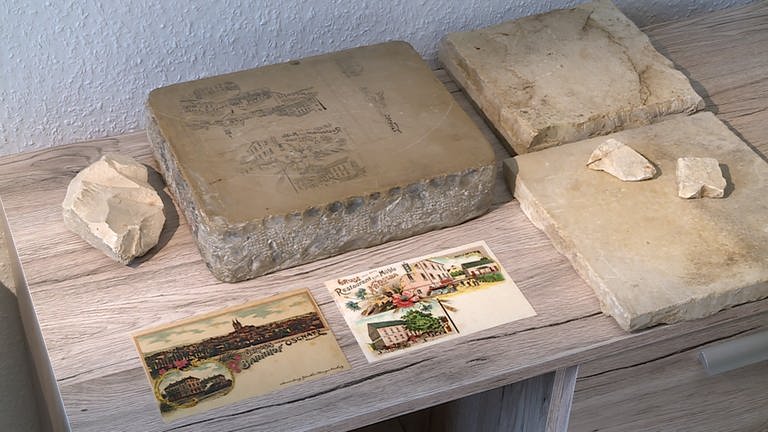 Im Eisenbahn-Postkarten-Museum ist ein Teil der umfangreichen Sammlung von Günther Hunger zu sehen. 