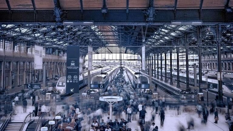 Bahnhofshalle des Gare de Lyon (Foto: SWR, YUZU Productions - Bea Müller)