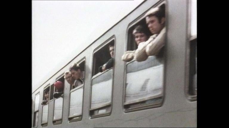 Bahnreisende auf der Vogelfluglinie nach Skandinavien.(Film von 1971) (Foto: SWR, SWR - Susanne Mayer-Hagmann)