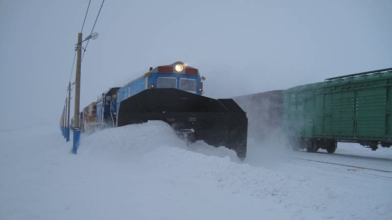 Keine andere Bahnstrecke wagt sich so weit in arktische Regionen vor wie die Jamalbahn.  (Foto: MedienKontor / Wolfgang Mertin)