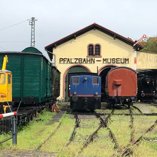 Mitte der 80er Jahre war Werner Schreiner maßgeblich an der Eröffnung des Eisenbahnmuseum beteiligt. (Foto: SWR, SWR - Alexander Schweitzer)