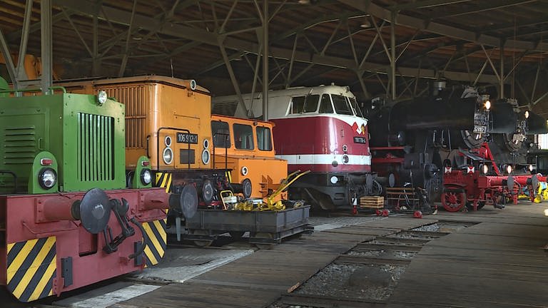 Am Ende der „Erzgebirgischen Aussichtsbahn“ kann das Eisenbahnmuseum Schwarzenberg besichtigt werden. (Foto: SWR, Andreas Stirl)