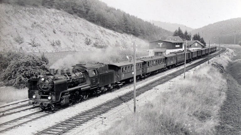 Die Gäubahn bei Neckarhausen im Jahr 1937 (Foto: (Aufnahme Carl Bellingrodt))