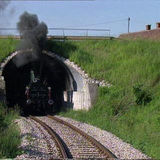 Lokomotive in einem Tunnel (Foto: SWR)