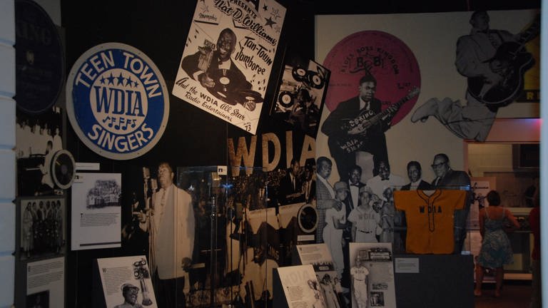 Memphis - im Herz der Stadt ist der Blues zu Hause. Und viele andere Musikrichtungen, wie man im Rock'n Soul Museum erfahren oder besser noch hören kann. Musik war und ist das Lebenselixier von MemphisTennessee. (Foto: SWR, Andreas Stirl)