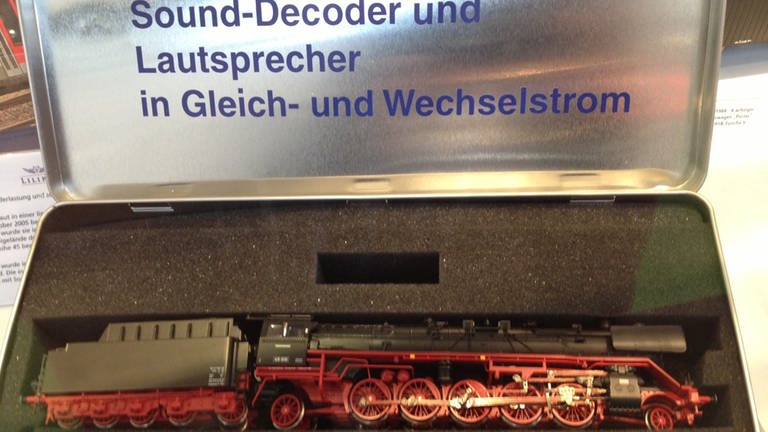 Limitierte Auflage der Güterzuglok BR 45, Massstab H0, anlässlich 20 Jahre deutsche Niederlassung von Liliput. (Foto: SWR, SWR - Hagen v. Ortloff)