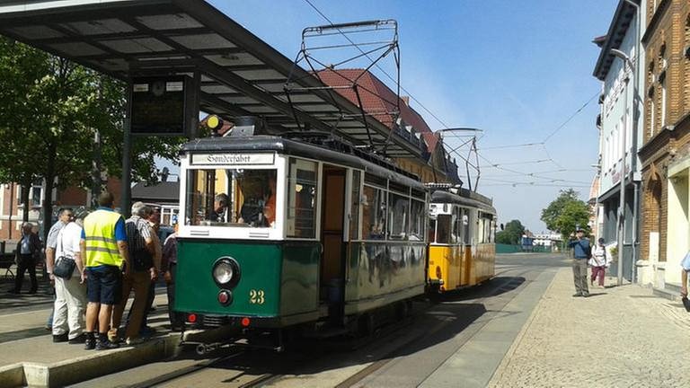 In Nordhausen können die Reiseteilnehmer mit Historischen Straßenbahnen eine Stadtrundfahrt machen. (Foto: SWR, SWR - Wolfgang Drichelt)