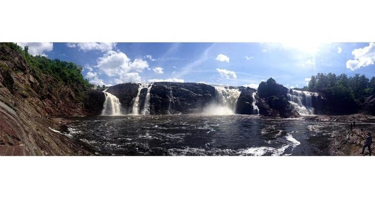 "The Ocean" - Chadiere Wasserfall bei Quebec