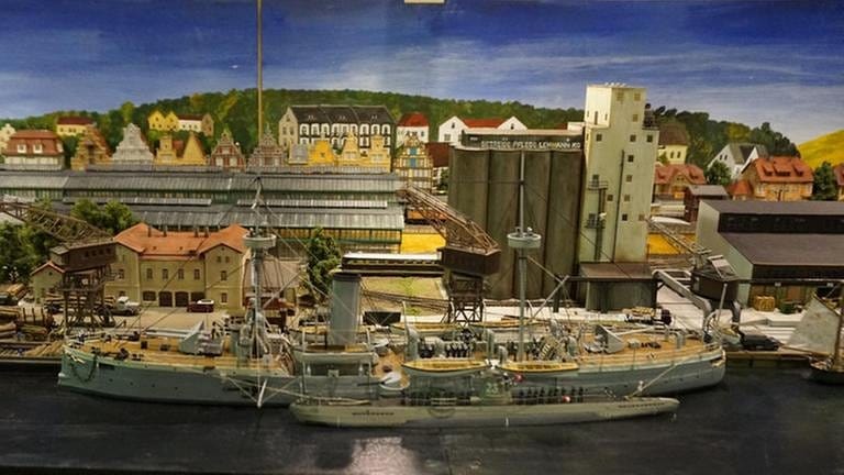 Kriegsmarine mit U-Boot. (Foto: SWR, SWR - Wolfgang Drichelt)