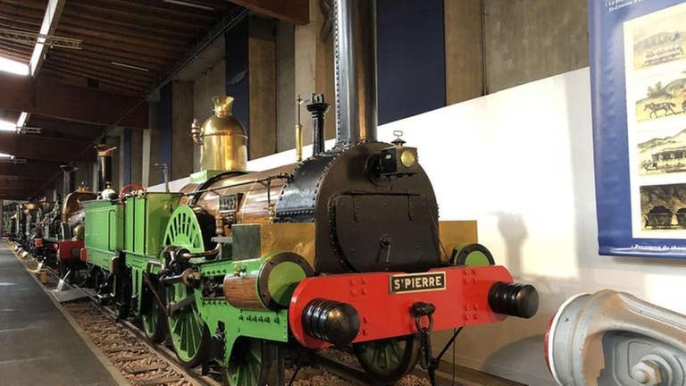 Eine der ersten Lokomotiven in Frankreich.