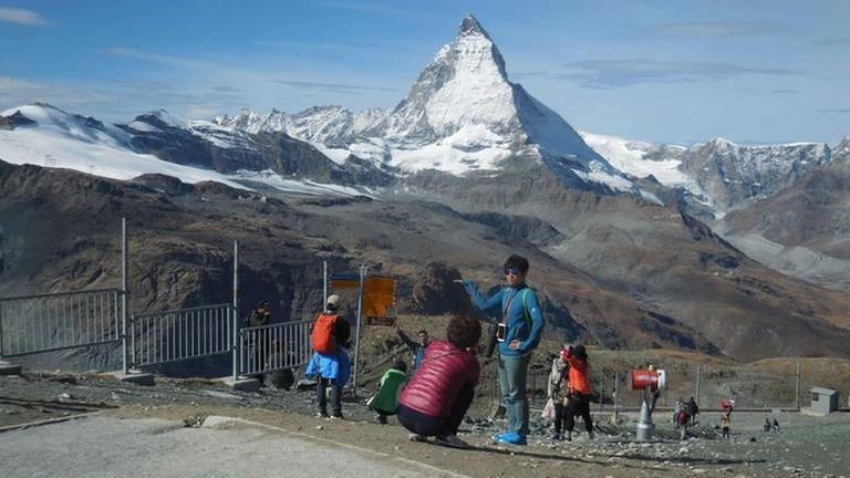 Asiaten vor Matterhorn