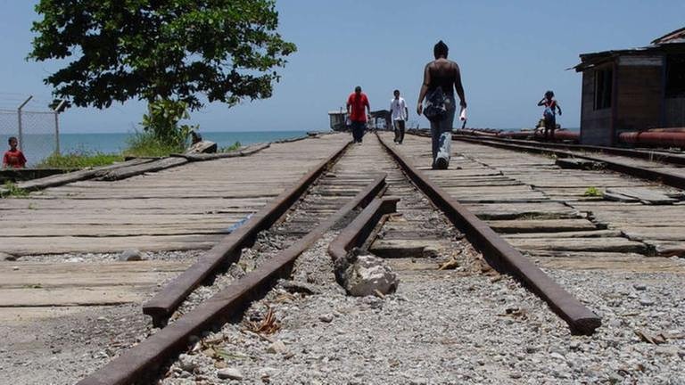 Honduras tote Gleise in La Ceiba (Foto: SWR, SWR - Michael Mattig-Gerlach und Michael Weber)