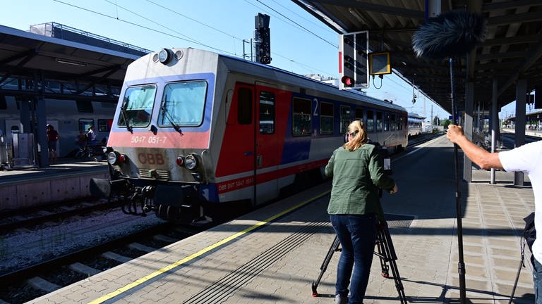 In Wiener Neustadt endet die so genannte „innere Aspangbahn“. Hier ist auch Endstation für die Triebwagen der Baureihe 5047. (Foto: SWR, Harald Kirchner)