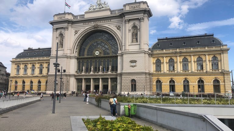 Bahnhof Budapest-Keleti, der Ostbahnhof, eröffnet 1884 im Neorenaissancestil.
