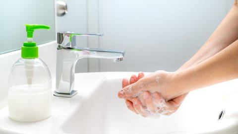 Richtig Hände waschen (Foto: Colourbox)