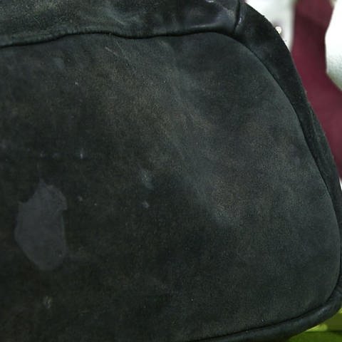 Verschmutzte Handtasche (Foto: SWR)