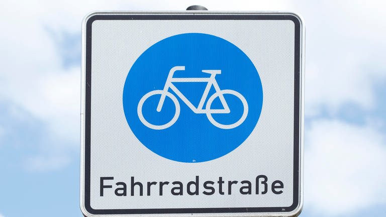 Schild Fahrradstraße  Sicherheit im Straßenverkehr