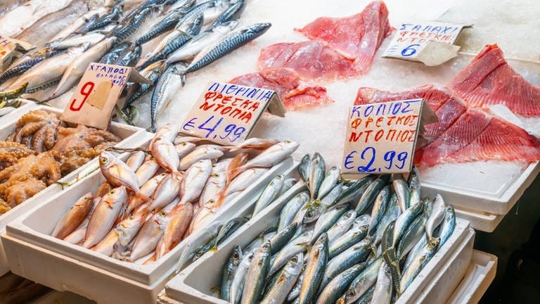 Fische auf dem Markt (Foto: istock)