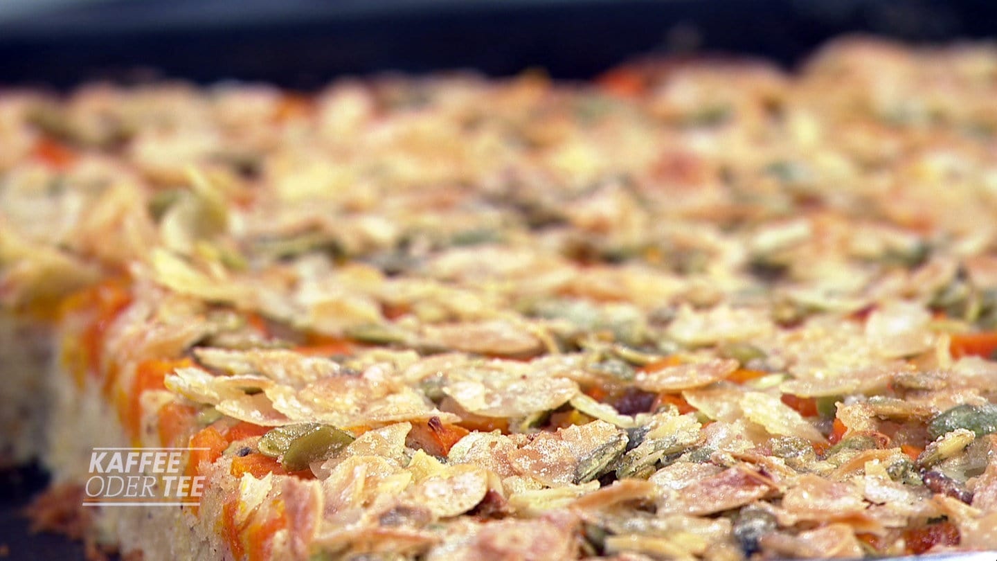 Rezept: Kürbis-Apfelkuchen mit Knusperkruste vom Blech - Rezepte ...