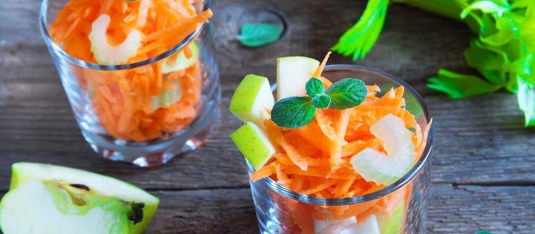 Karotten-Apfel-Salat (Foto: Colourbox)