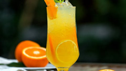 Cocktail mit Orangensaft (Foto: Colourbox)