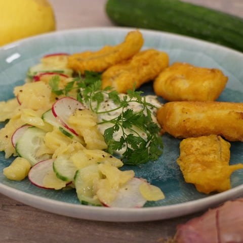Fischstäbchen mit Kartoffelsalat