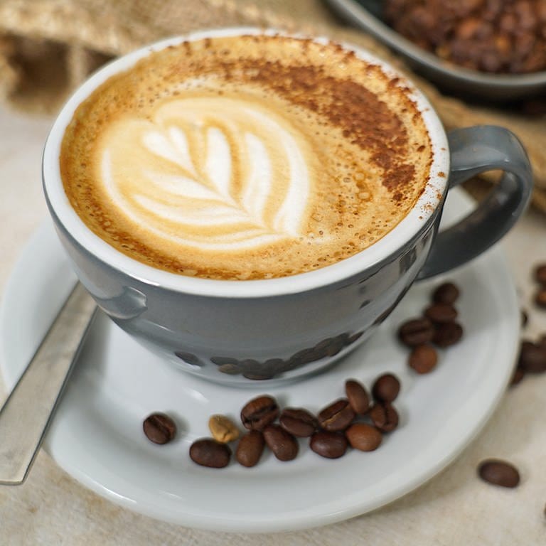 Caffè Latte mit Wintergewürzen (Foto: SWR)
