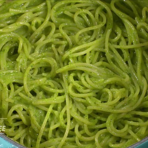 Spaghetti mit Kräuterpesto (Foto: SWR)