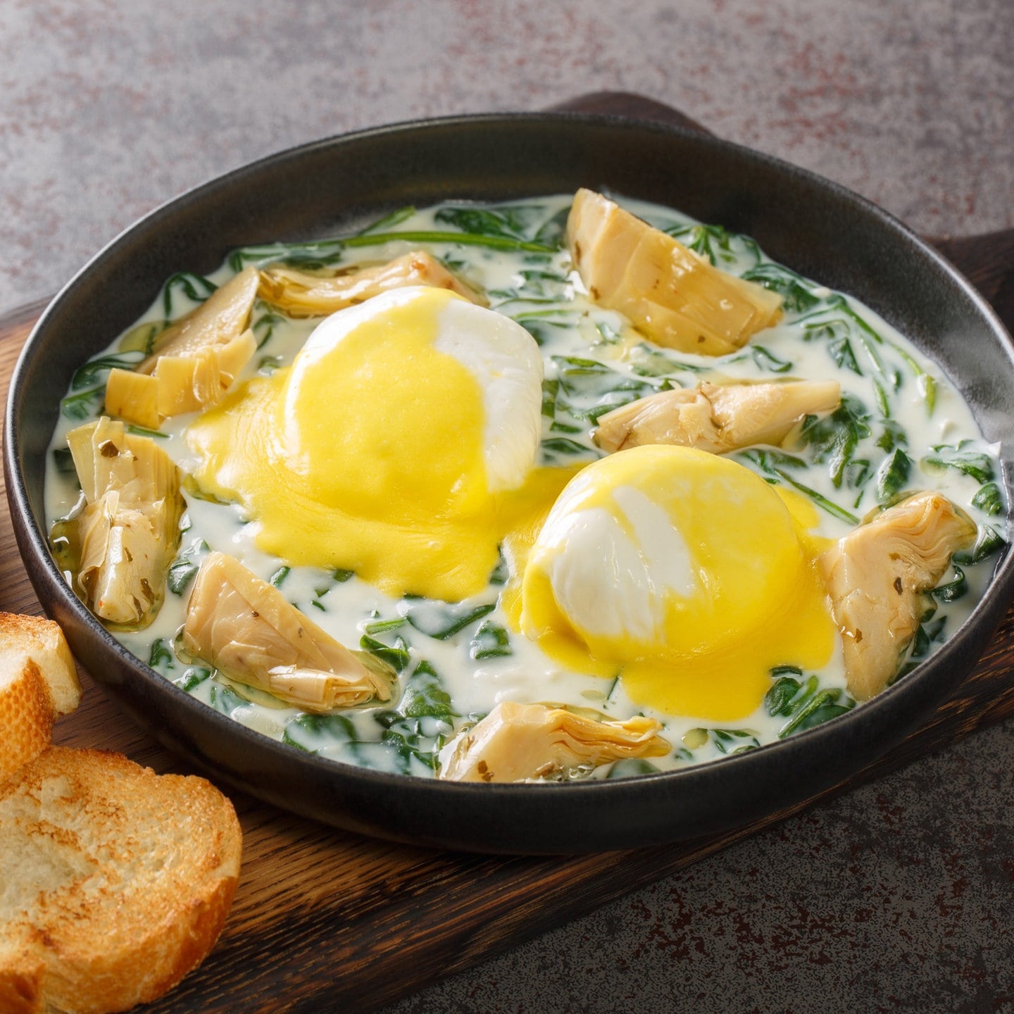 Pochierte Eier mit Hollandaise, Spinat und Bratkartoffeln - Rezepte ...