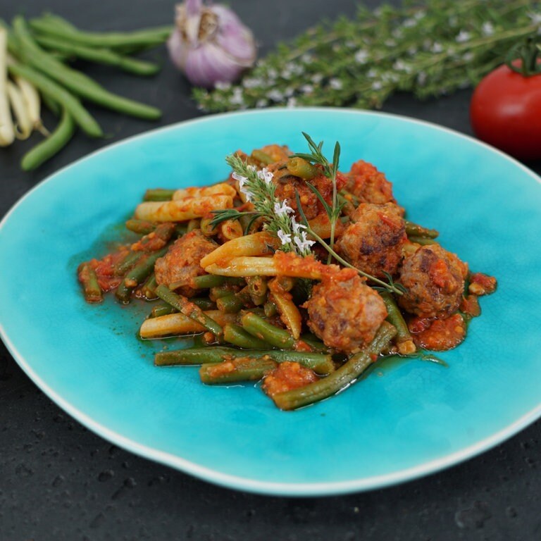 Bohnensalat mit Mandeln und Aprikosen-Dressing - Rezepte - Kaffee oder ...