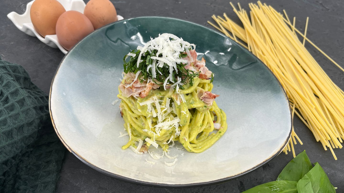Spaghetti Carbonara mit Bärlauch (Foto: SWR)