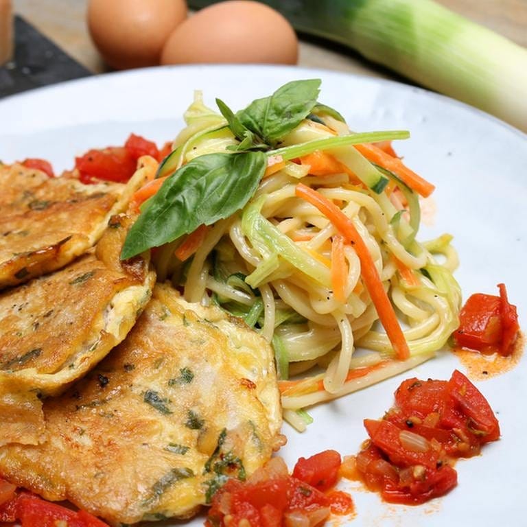 Schnitzel mit Spaghetti und Gemüse