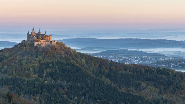 Burg Hohenzollern (Foto: picture-alliance / dpa, picture-alliance / dpa - Francesco Vaninetti)
