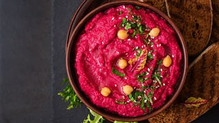 Rote Beete Hummus (Foto: Colourbox)