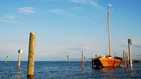 Holzboot auf Bodensee (Foto: Colourbox)